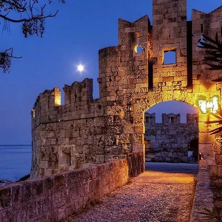 Praxitelous 9 Old Town Villa