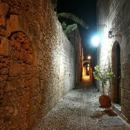 Praxitelous 9 Old Town Willa