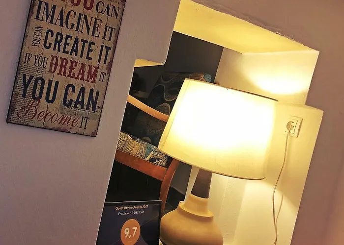 Praxitelous 9 Old Town Vila