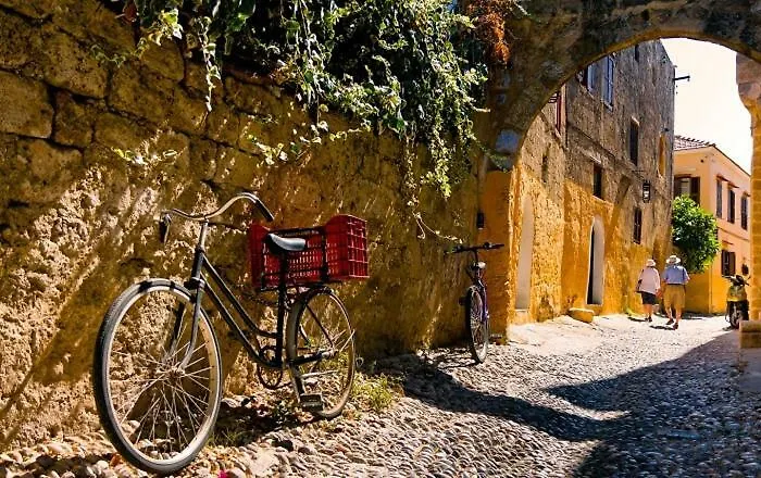 Praxitelous 9 Old Town Vila